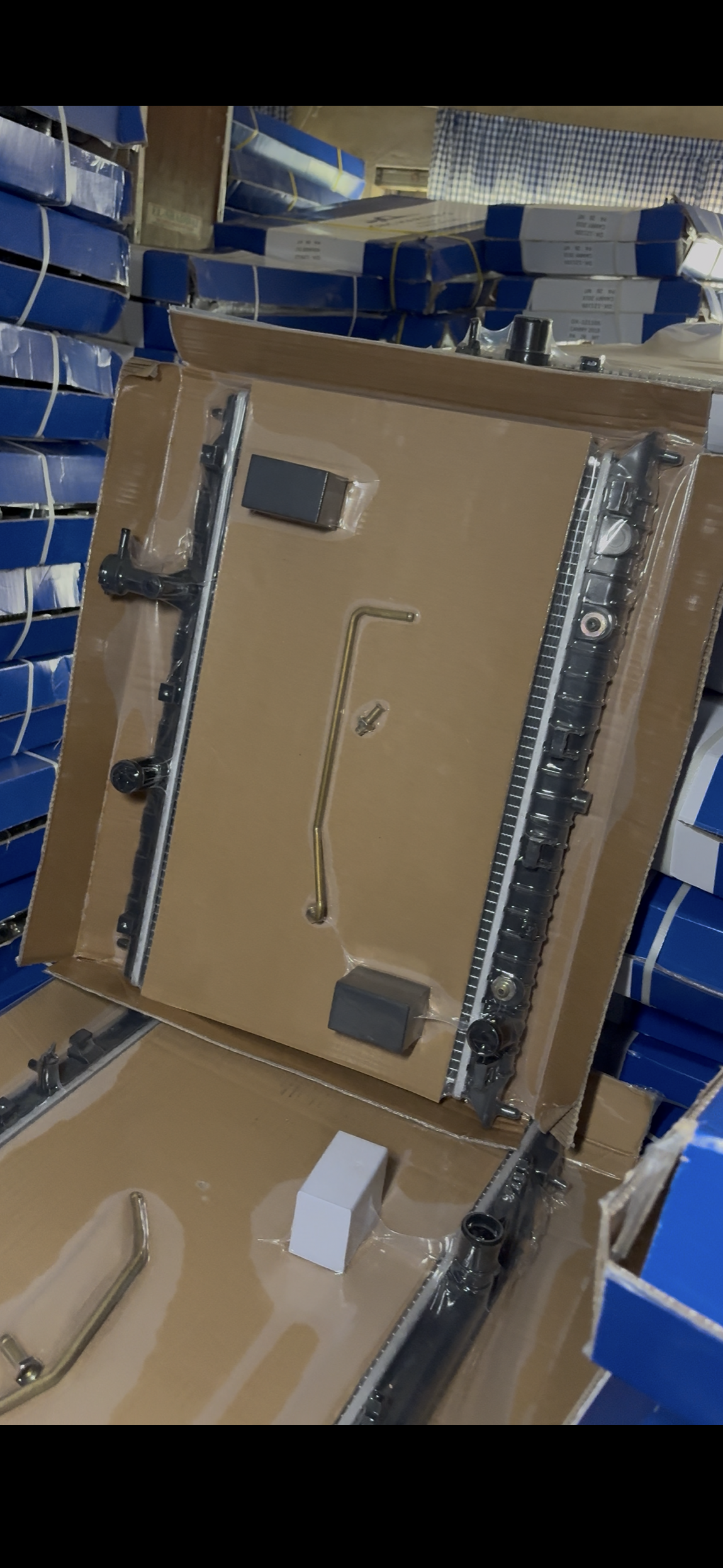 Heavy-Duty Radiator Tank